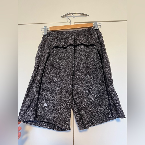 Lululemon Pace Breaker 9 inch running active short with compression liner Small - Picture 2 of 6
